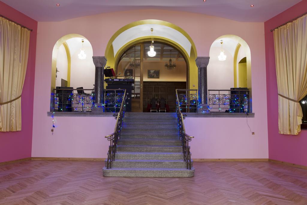 Villa Bergera Dzierżoniów Extérieur photo