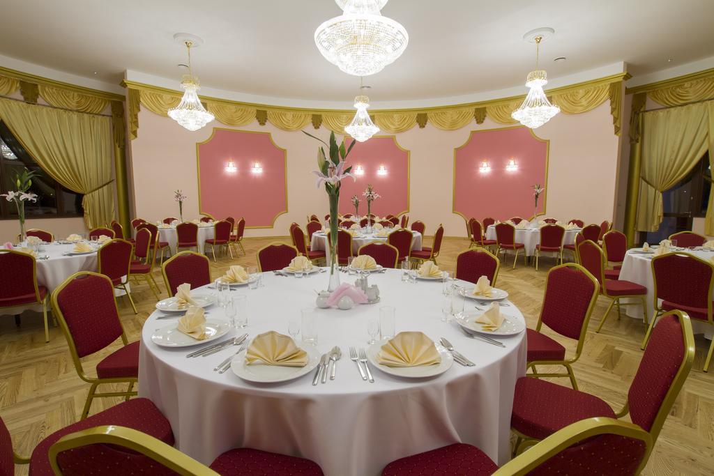 Villa Bergera Dzierżoniów Extérieur photo
